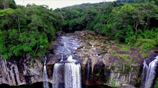 Dòng suối trong VQG Kon Ka Kinh.