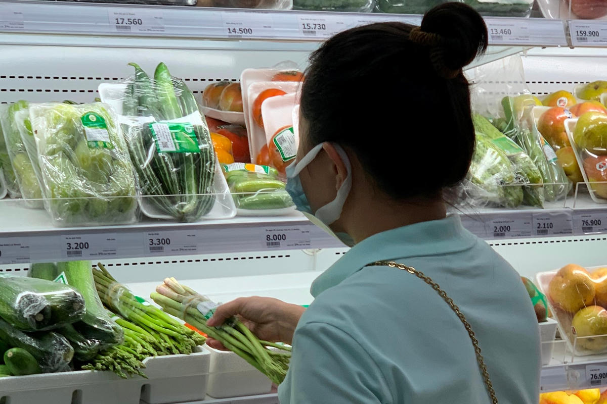 Lựa chọn thực phẩm dinh dưỡng để tăng cường sức đề kháng.