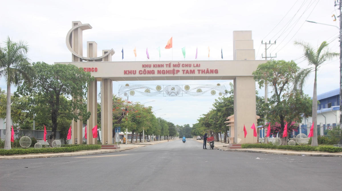 KCN Tam Thăng công nhân không tụ tập đông người.