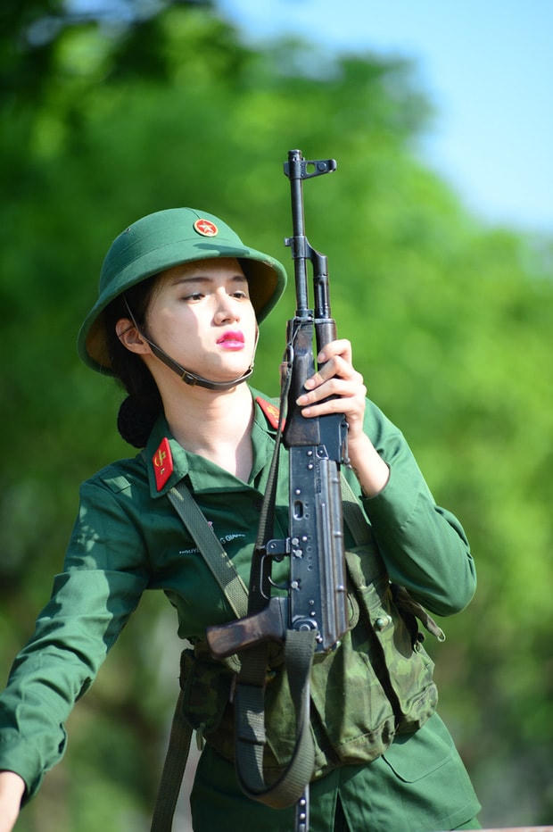 Năm 2019, cô hoàn thành sứ mệnh Hoa hậu chuyển giới Quốc tế. Sau đấy, cô góp mặt trong nhiều gameshow truyền hình như: Sao nhập ngũ, Phụ nữ là để yêu thương, Khi đàn ông mang bầu… (Hình ảnh Hương Giang trong gameshow Sao nhập ngũ, nàng hậu gây ấn tượng bởi vẻ ngoài xinh đẹp, tính cách lém lỉnh, cá tính).