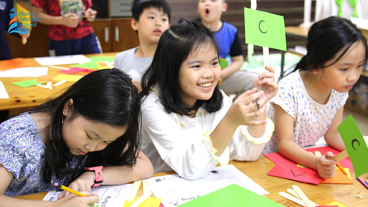 Cần chú trọng việc thử nghiệm sách giáo khoa trước khi đưa ra đại trà.