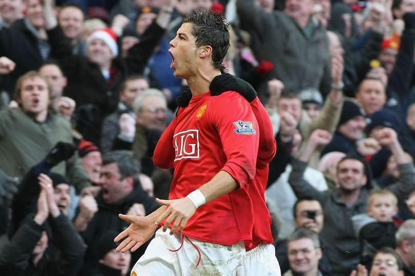 MU đã vào cuộc đua giành chữ ký của Ronaldo