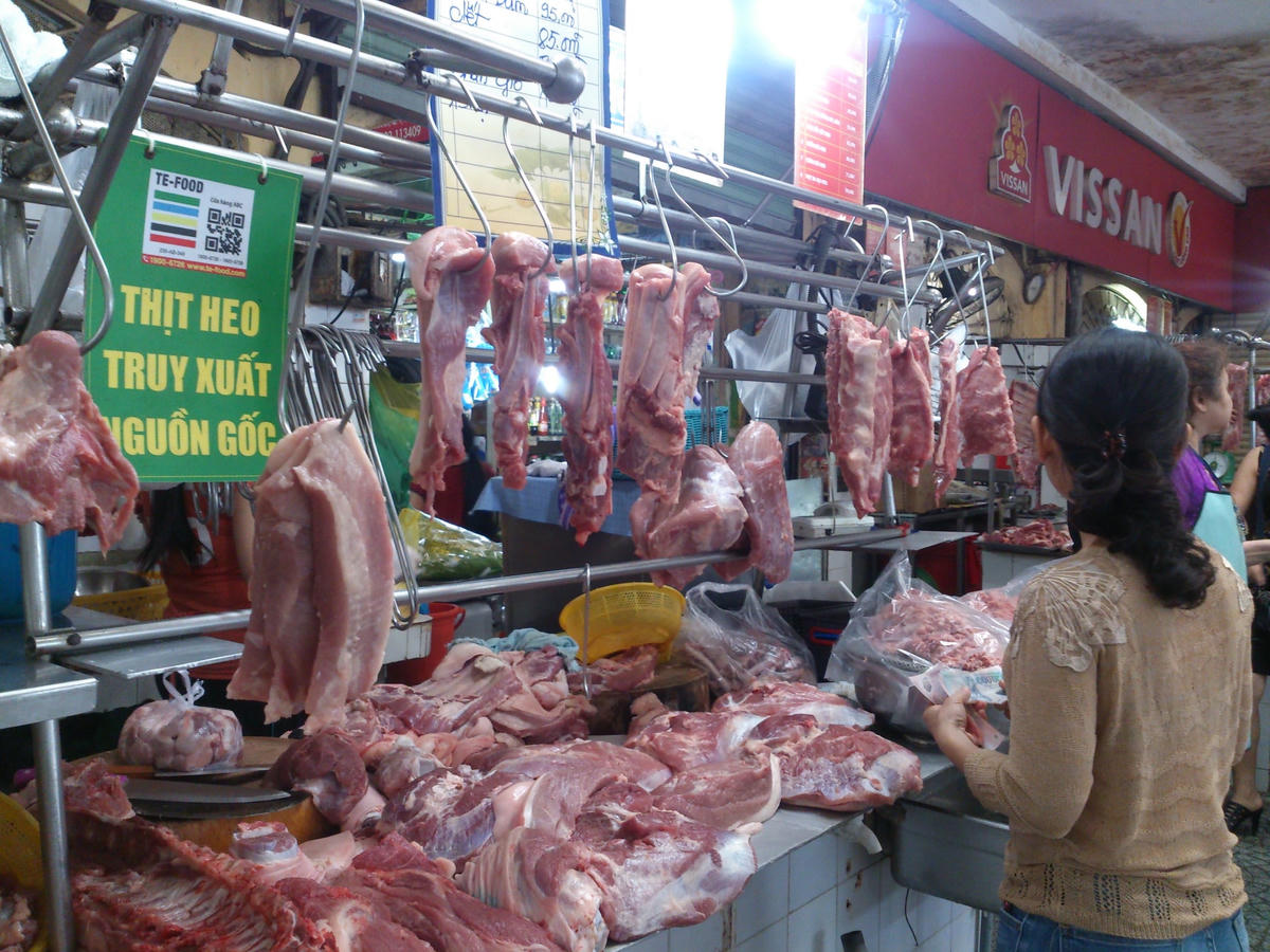 TP HCM tính toán mở cửa chợ truyền thống sao cho an toàn, bền vững