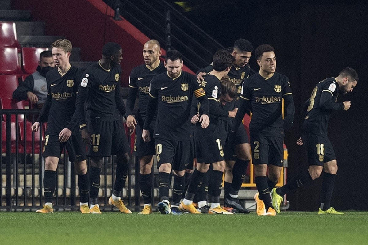 .. nhưng rồi siêu sao người Argentina và các đối tác trên hàng công Barca cũng lên tiếng đúng lúc để giúp đội bóng xứ Catalan lội ngược dòng thành công. Ảnh: Getty.  