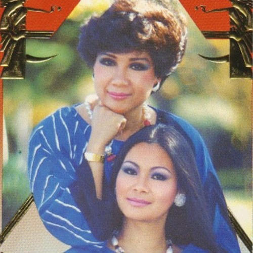 Lệ Thu và Khánh Ly là hai giọng ca gắn liền với nhạc Trịnh từ thời kỳ đầu. 