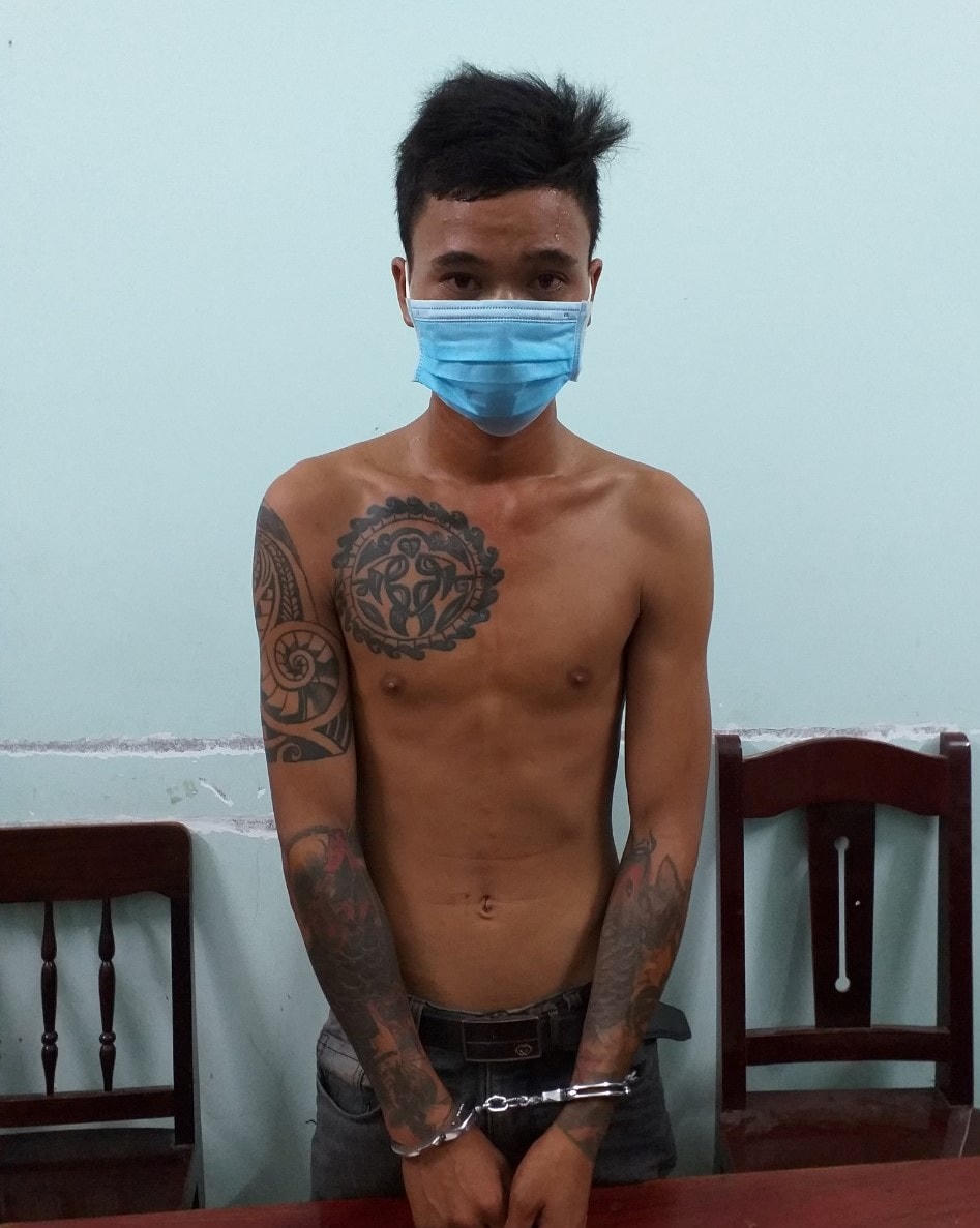 Đối tượng Lê Văn Hải tại cơ quan Công an. (Ảnh CA cung cấp).