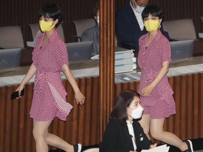 Nữ nghị sĩ Ryu Ho-jeong mặc váy đỏ ở quốc hội Hàn Quốc hồi đầu tuần. Ảnh: Yonhap.  