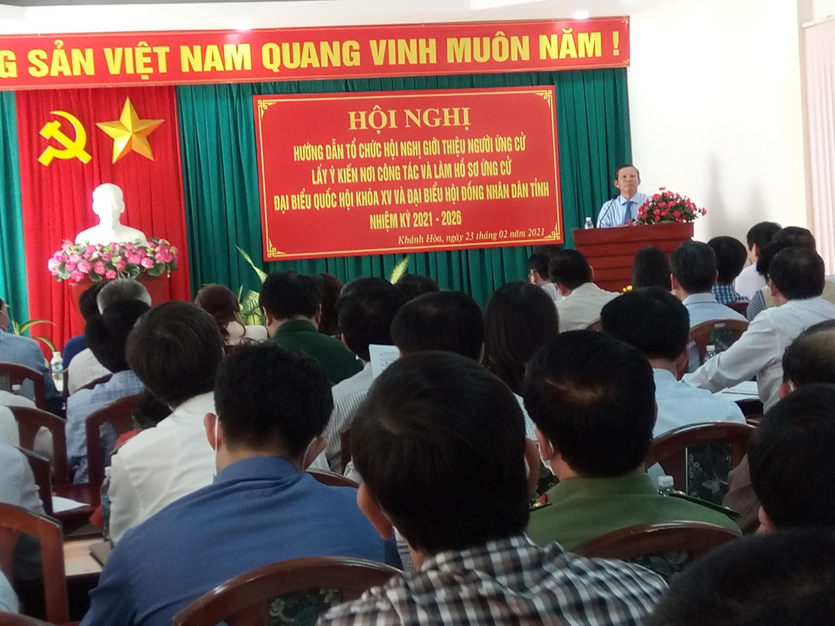 các đại biểu tham dự buổi tập huấn, công tác kiểm tra, giám sát bầu cử đại biểu.