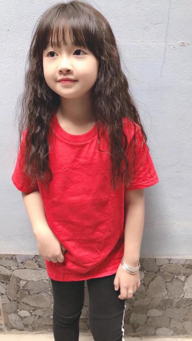 Quỳnh Chi cũng là gương mặt quen thuộc xuất hiện trên màn ảnh phim Việt. 