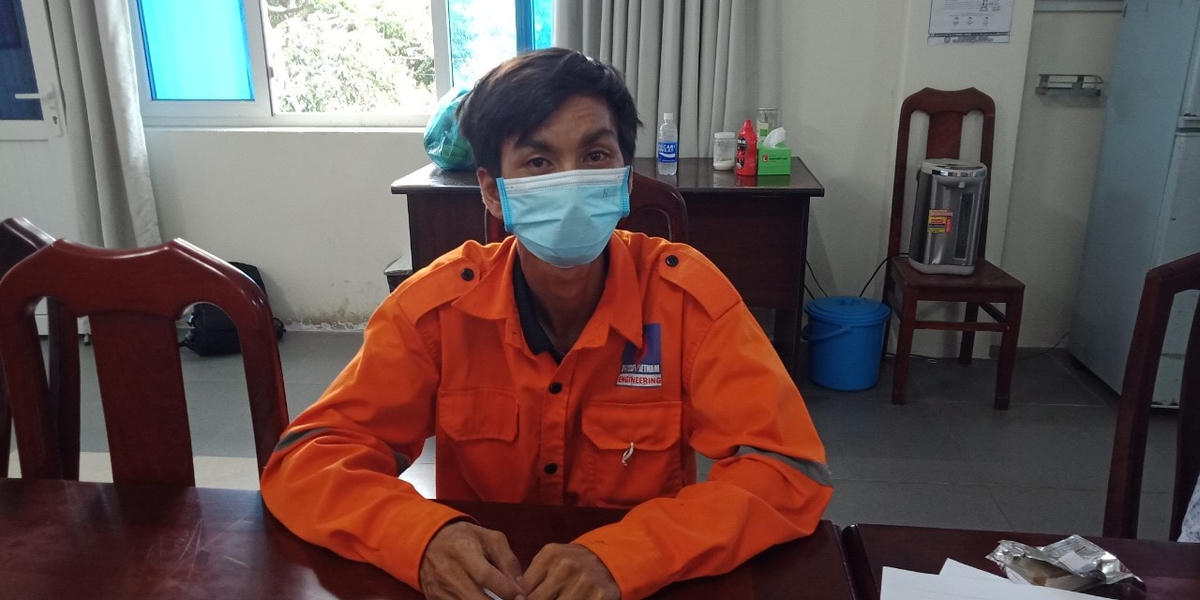 Tài xế Phùng Mai Bá tại cơ quan Công an.