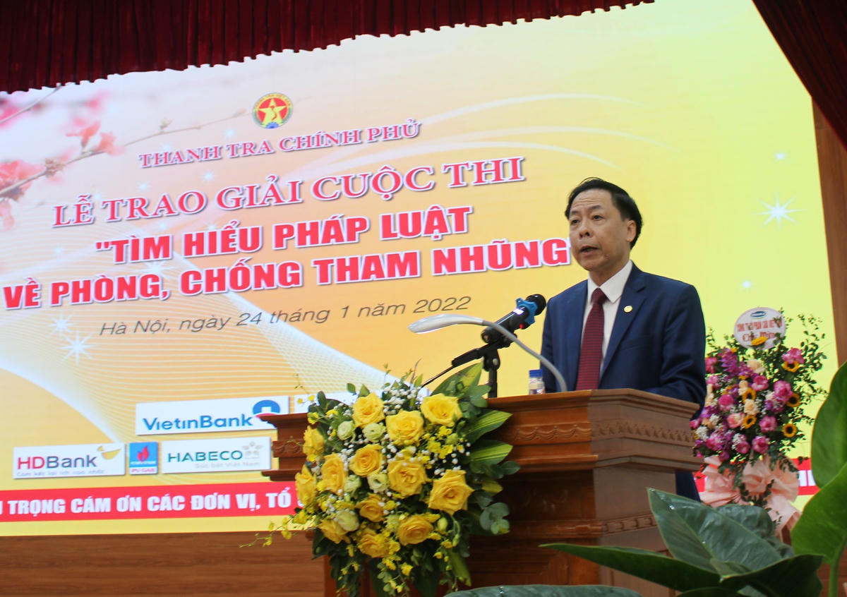 Tiến sĩ Trần Ngọc Liêm, Phó Tổng Thanh tra Chính phủ, Trưởng Ban Tổ chức phát biểu khai mạc lễ trao giải.
