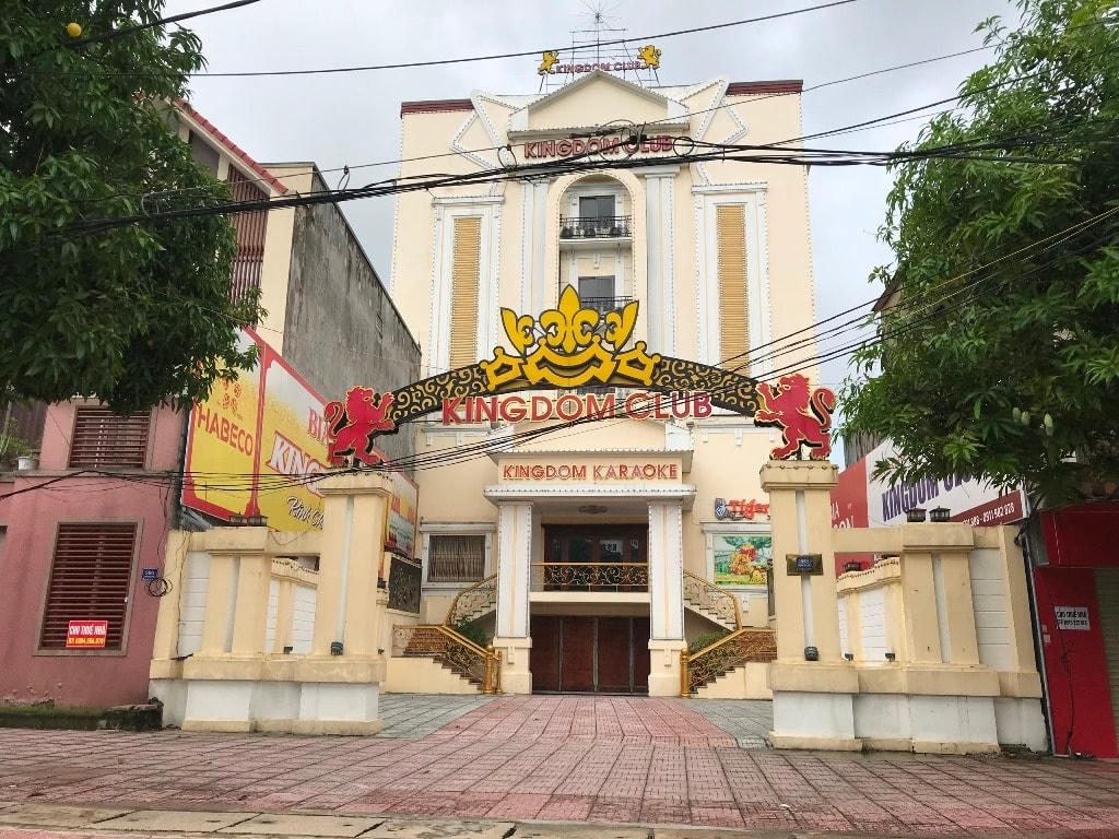 2 năm nay, dịch vụ karaoke hoạt động cầm chừng.