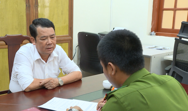 Nguyễn Văn Sướng tại cơ quan Công an.