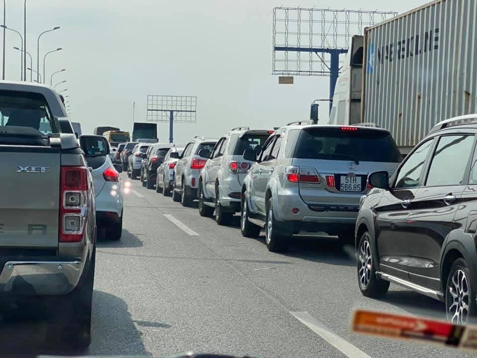Tình trạng ùn tắc thường xuyên ở tuyến cao tốc này.