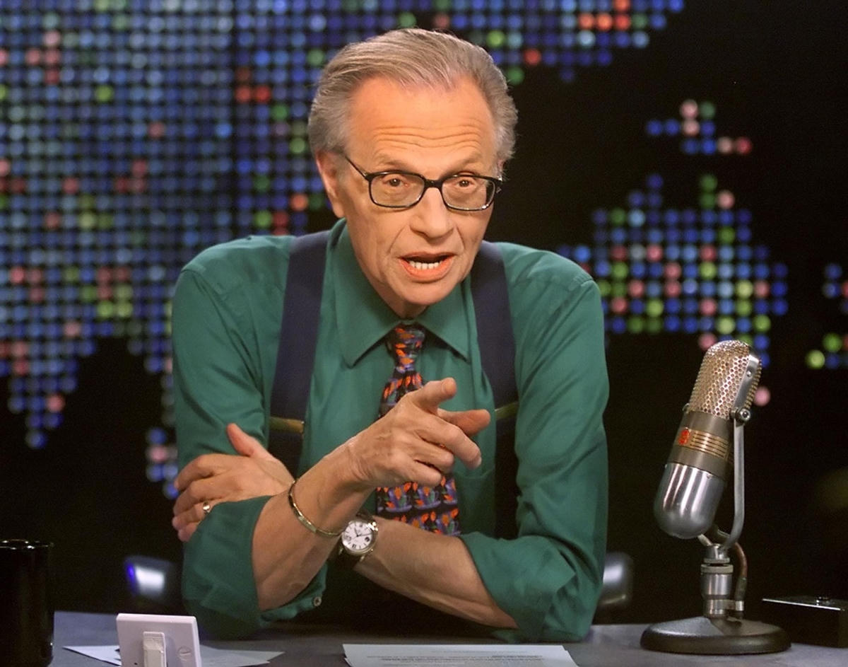 Mỹ: 'Vua truyền hình' Larry King phải nhập viện