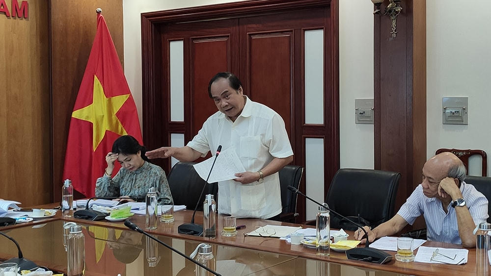 Các đại biểu tham gia góp ý vào Dự thảo Luật Lực lượng tham gia bảo vệ an ninh, trật tự ở cơ sở. Ảnh: Trung Quân.
