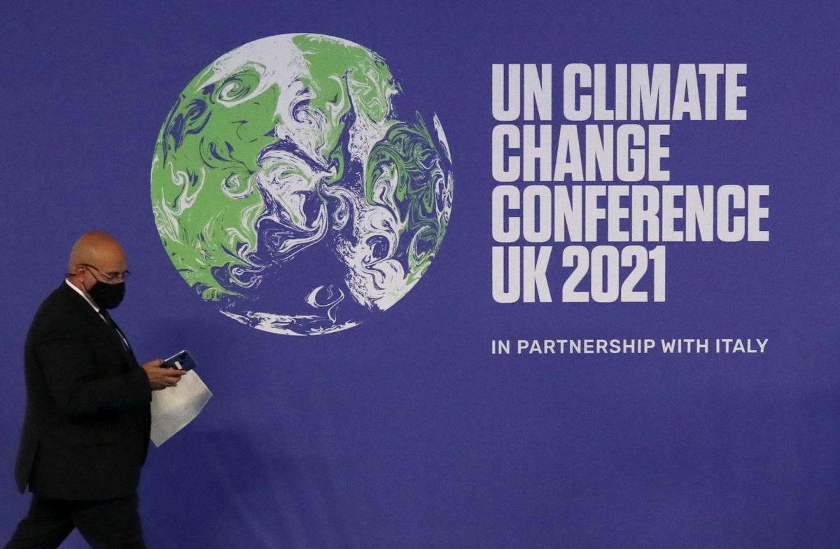 Hội nghị COP26 được giới thiệu như một hội nghị mang lại cho Trái đất cơ hội cuối cùng trước vấn đề biến đổi khí hậu. Ảnh: AP.