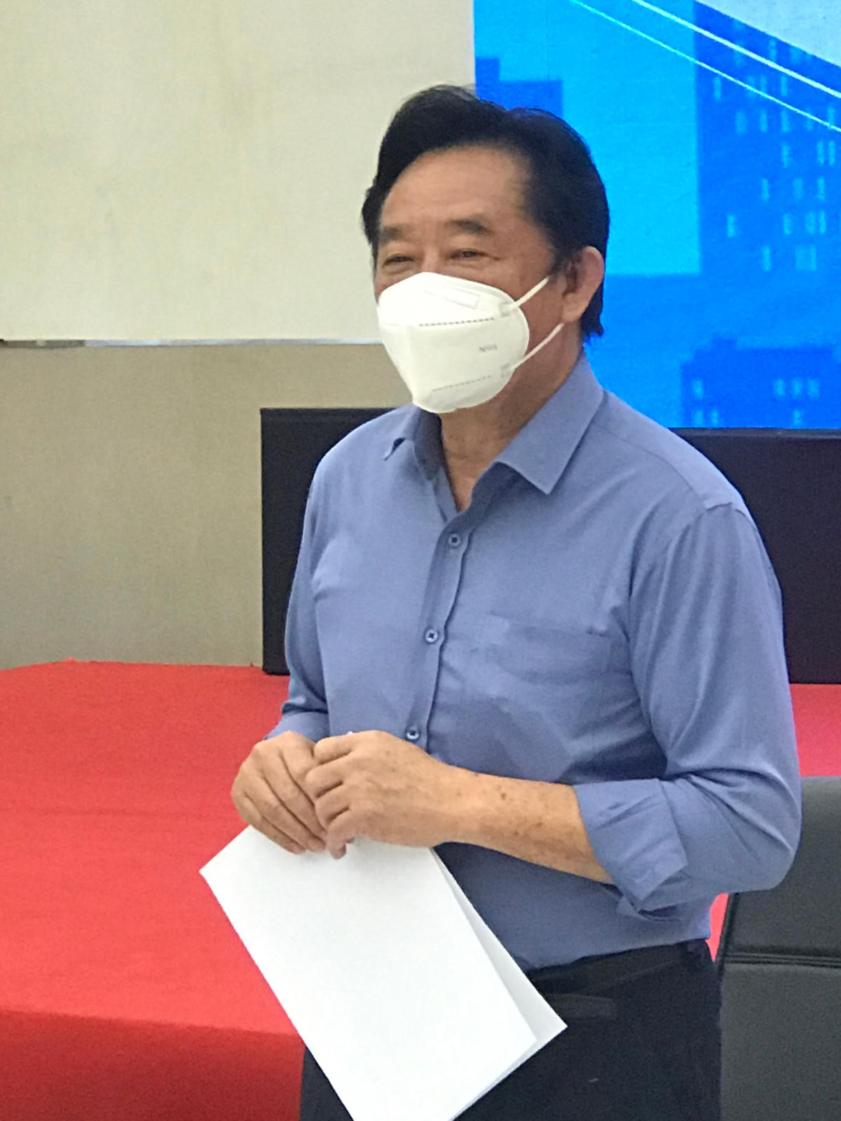 Ông Nguyễn Hoàng Thao, Phó Bí thư Thường trực Tỉnh ủy Bình Dương phát biểu tại buổi họp.