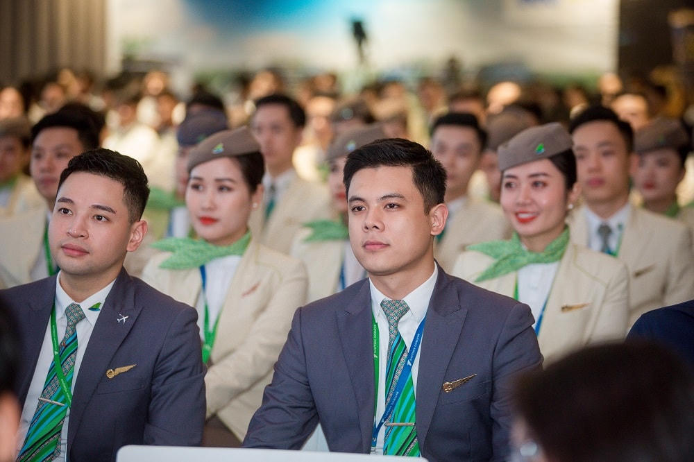 Đoàn tiếp viên Bamboo Airways tham dự hội thảo.