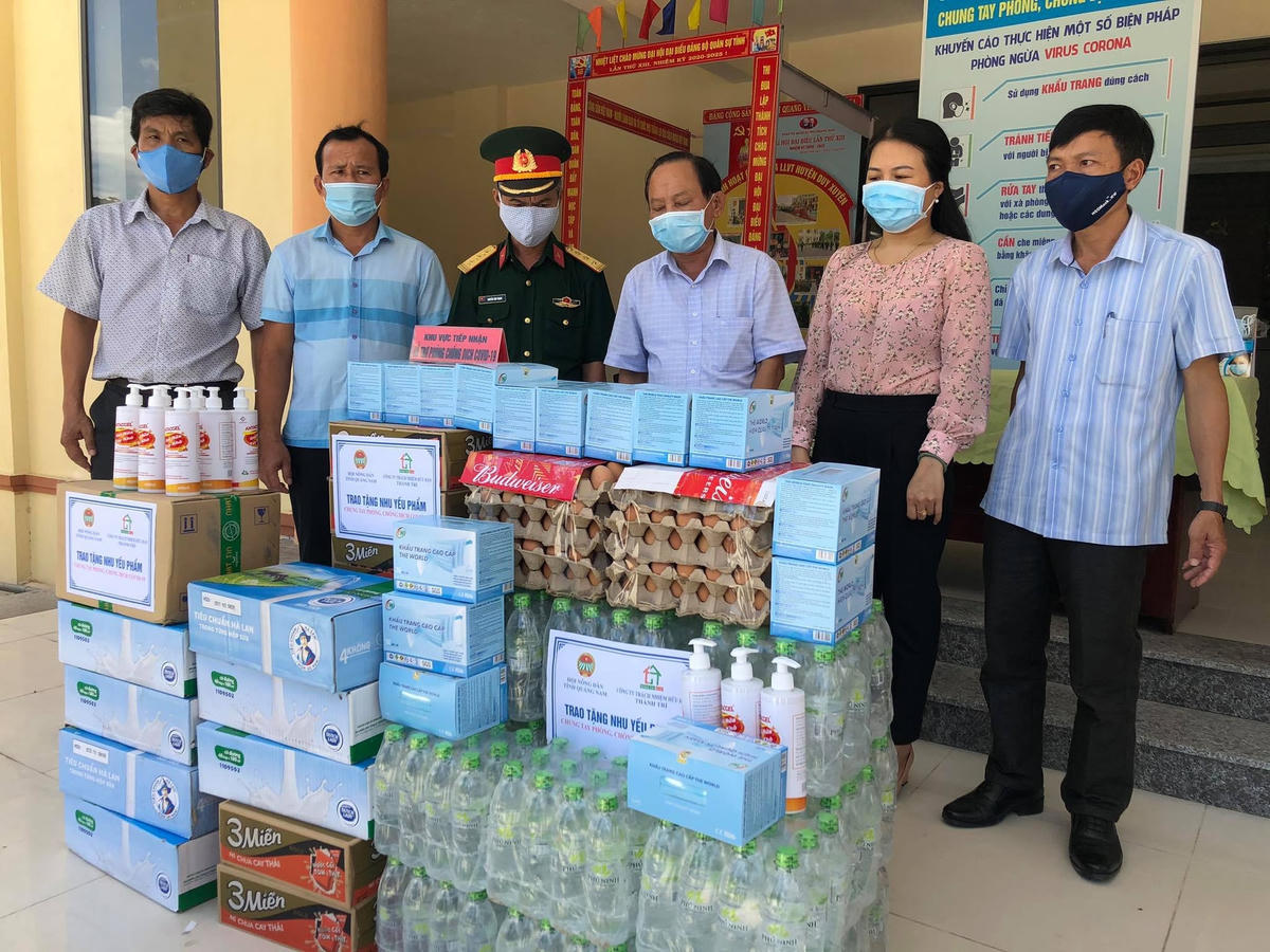 Quảng Nam: Ấm áp tình người giữa mùa dịch Covid-19