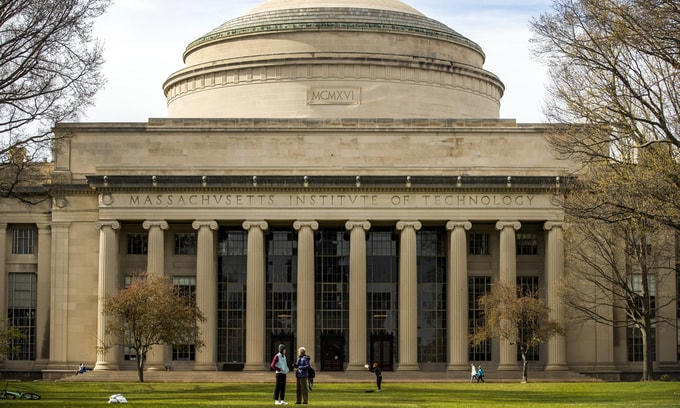 Viện Công nghệ Massachusetts (MIT) ở Cambridge, hôm 20/4. Ảnh: Bloomberg.  
