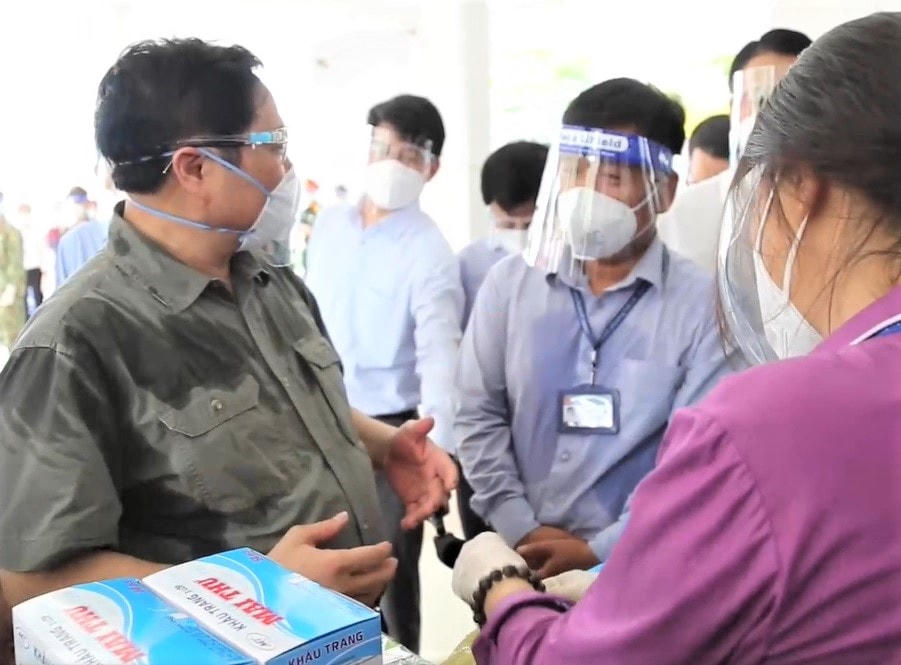 Thủ tướng kiểm tra công tác phòng chống Covid-19 tại TP Thủ Đức ngày 26/8.