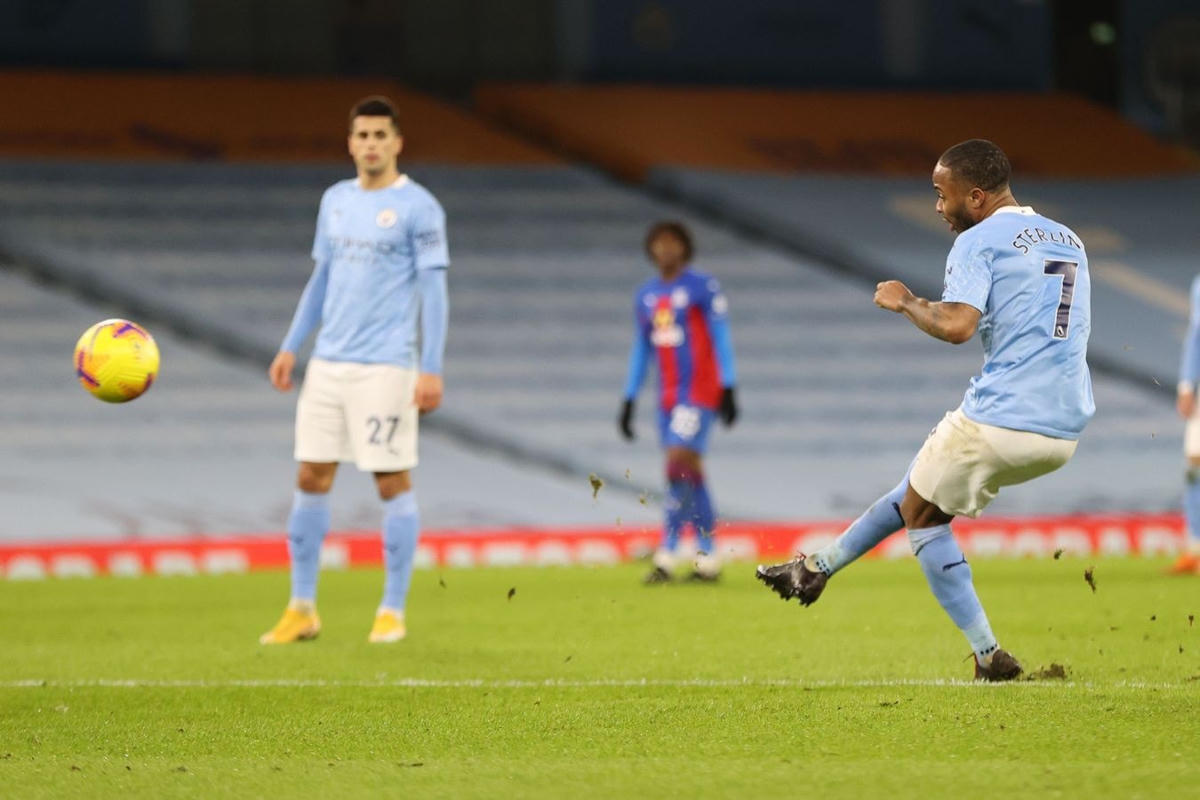 Đại thắng Crystal Palace, Man City áp sát Man Utd