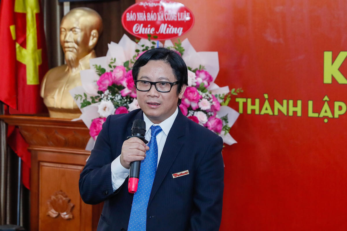 Quyền Tổng Biên tập Báo Đại Đoàn Kết Lê Anh Đạt phát biểu tại buổi gặp mặt. Ảnh: Quang Vinh.