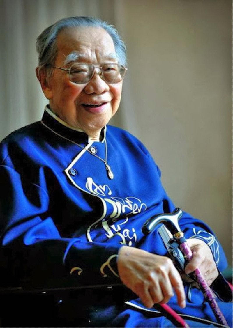 GS Trần Văn Khê (1921 - 2015).