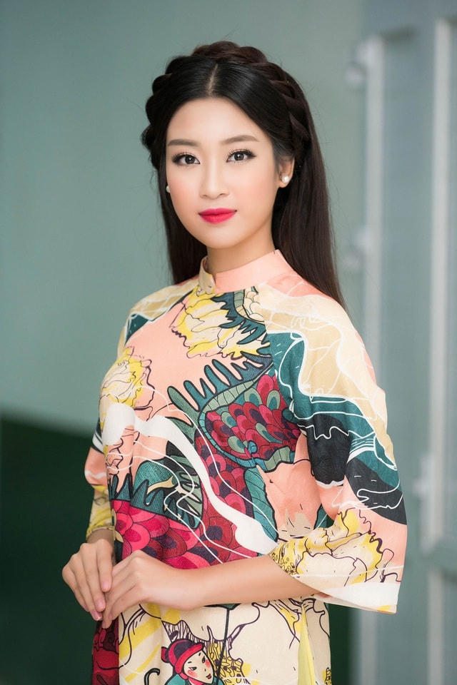 Hoa hậu Đỗ Mỹ Linh lần đầu góp mặt trong chương trình với vai trò MC.