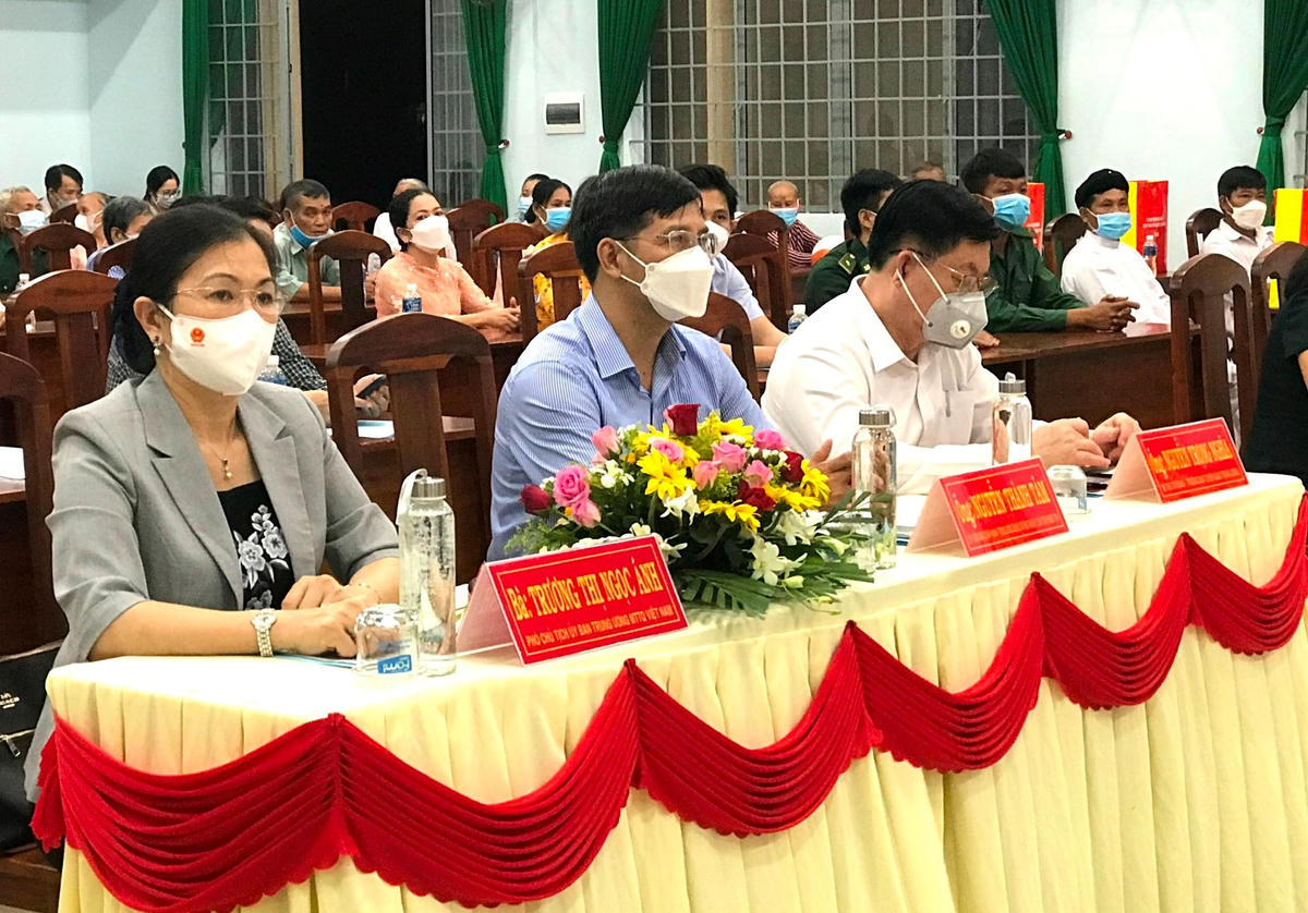 Các đại biểu dự ngày hội.