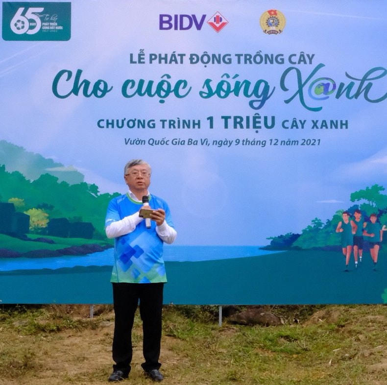 Ông Trần Xuân Hoàng - Ủy viên HĐQT BIDV, Chủ tịch Công đoàn BIDV phát biểu tại lễ phát động