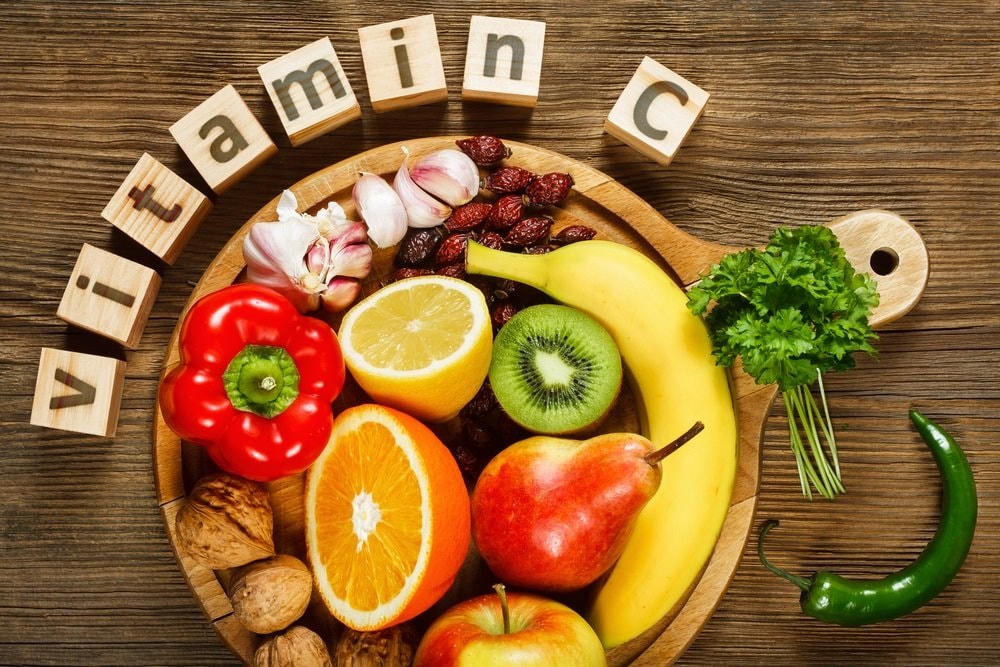 Rau củ quả là nguồn cung cấp vitamin C và caroten cho cơ thể.