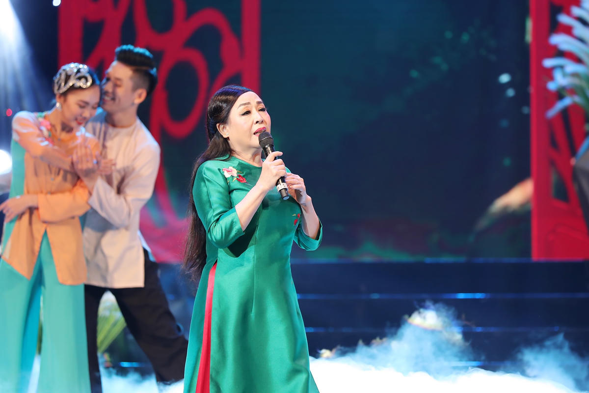 NSND Thu Hiền.