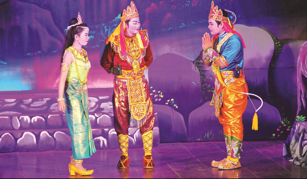 Các vở diễn Dù Kê có sức sống mạnh mẽ nhờ cập nhật hơi thở của đời sống vật chất và tinh thần người Khmer Nam bộ đương đại.