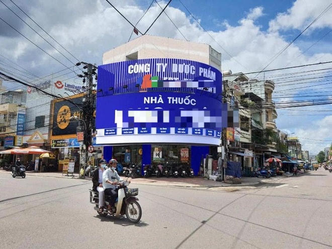 Diện mạo mặt bằng mới trong vụ lùm xùm vừa qua của Thế Giới Di Động với chủ nhà (ảnh: FBNV).