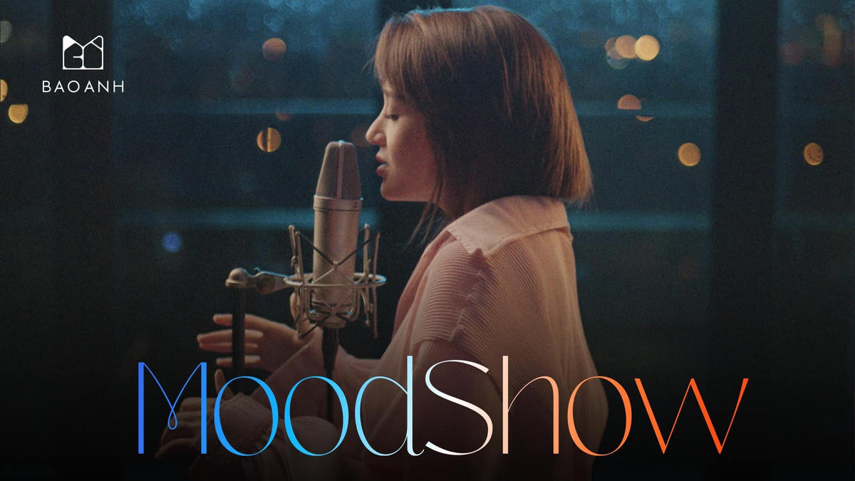 Ca sĩ Bảo Anh với “Moodshow” trên Youtube.