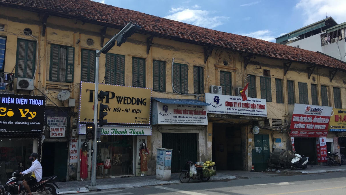 Xí nghiệp kỹ thuật điện viễn thông.