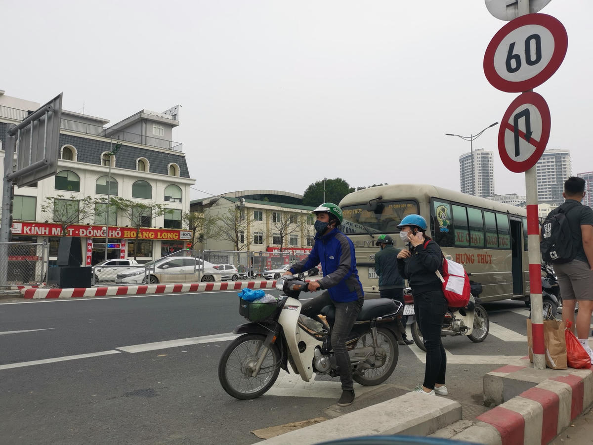 [CHÙM ẢNH] Vẫn lại… bắt khách