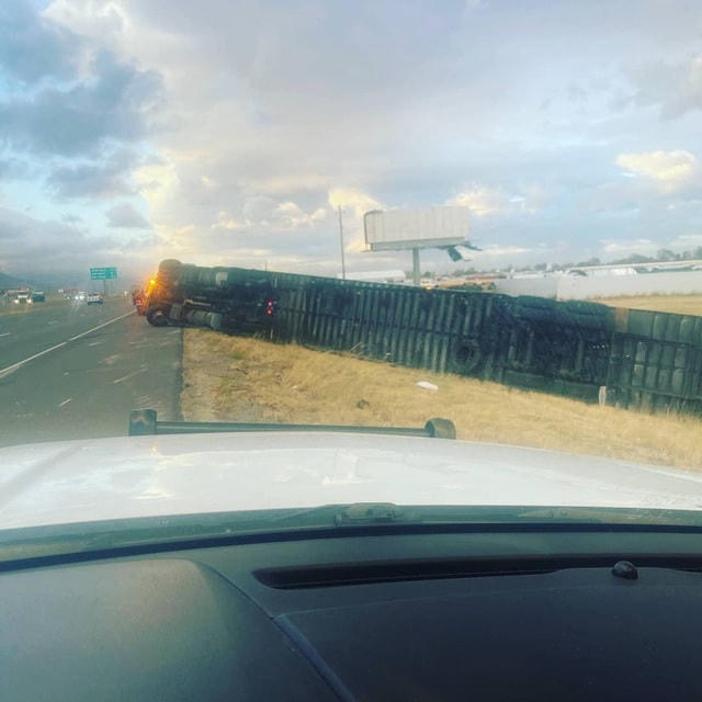 (Ảnh: Utah Highway Patrol).