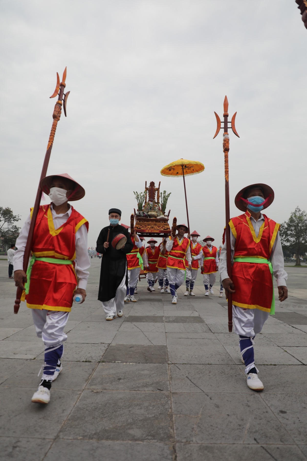 Nghi lễ rước kiệu về Đền Hùng là hoạt động mang tính cộng đồng cùng thực hành Tín ngưỡng thờ cúng Hùng Vương ở Phú Thọ; nhằm thể hiện đạo lý uống nước, nhớ nguồn và sự tôn kính đối với Tổ tiên của dân tộc ta, đồng thời thể hiện tinh thần đoàn kết, tính cộng đồng dân tộc.