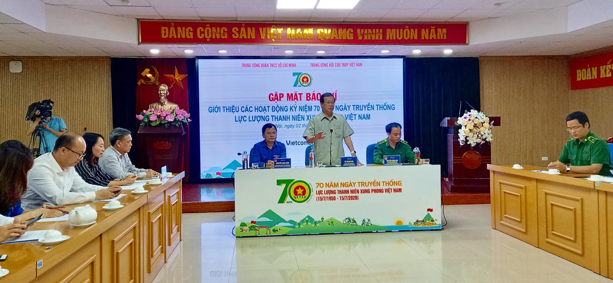 Quang cảnh cuộc họp báo.