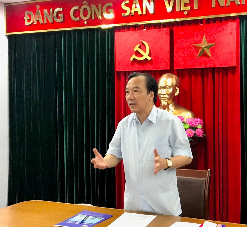Phó Chủ tịch Ngô Sách Thực phát biểu tại buổi làm việc với Sở Xây dựng.