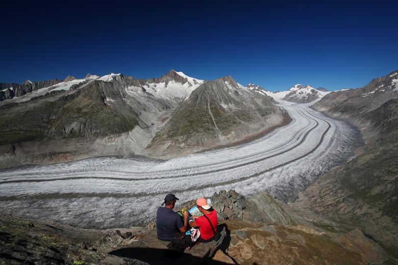 Sông băng Aletsch trên dãy  Alps tan chảy ngày một nhiều hơn.