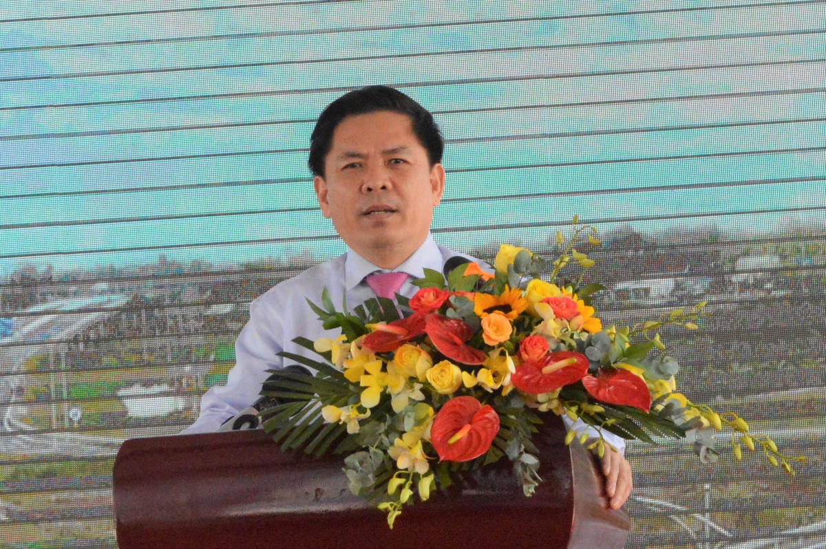 Ông Nguyễn Văn Thể Bộ Trưởng bộ GTVT phát biểu tại buổi lễ.