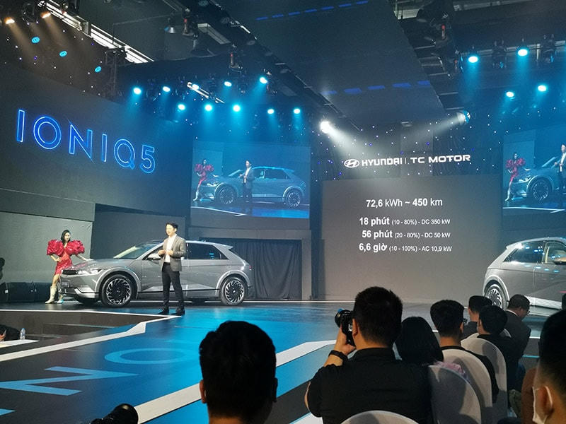 Xe có thể sạc từ 20% lên 80% trong vòng 18 phút.