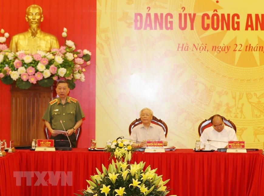 Đại tướng Tô Lâm, Ủy viên Bộ Chính trị, Bí thư Đảng ủy Công an Trung ương, Bộ trưởng Bộ Công an, phát biểu khai mạc Hội nghị. (Ảnh: Trí Dũng/TTXVN).
