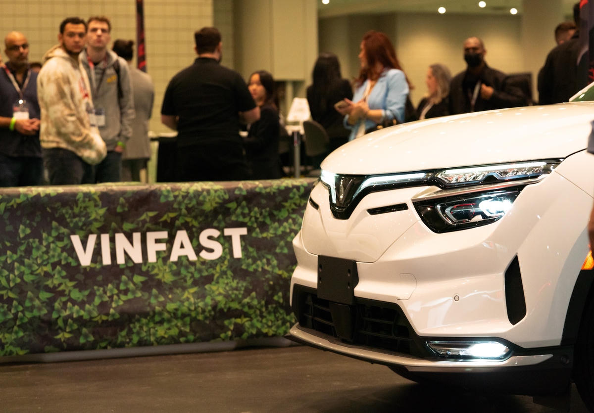 VINFAST hợp tác với ELECTRIFY AMERICA cung cấp giải pháp sạc và tích hợp ứng dụng di động cho xe điện