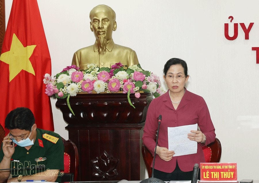 Bà Lê Thị Thủy phát biểu chỉ đạo hội nghị.  