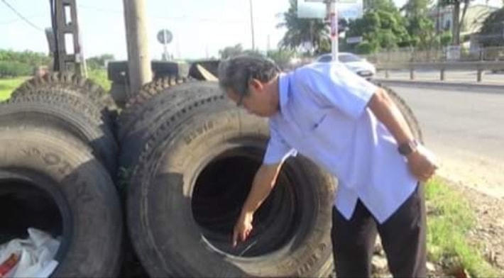Người dân cần thường xuyên vệ sinh môi trường và diệt bọ gậy.